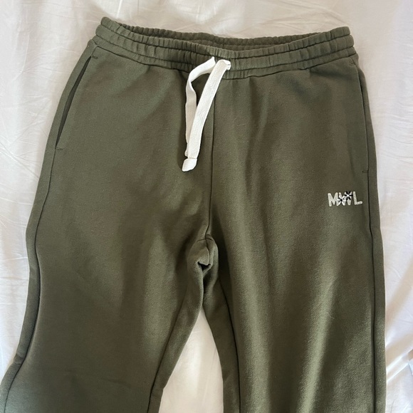 MWL Embroidered Flower Sweatpants - Picture 4 of 8